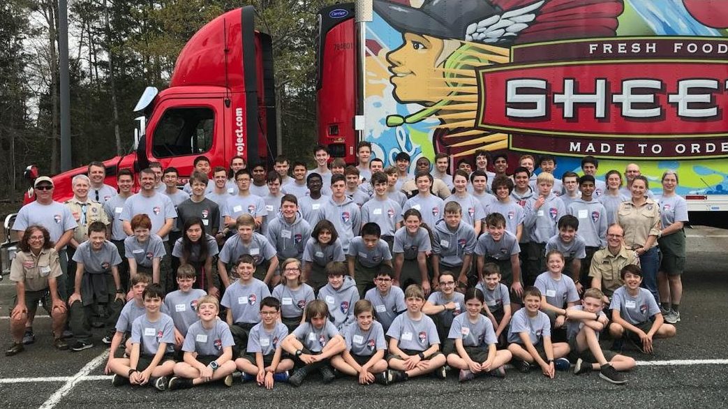 BSA Troop 39 volunteers